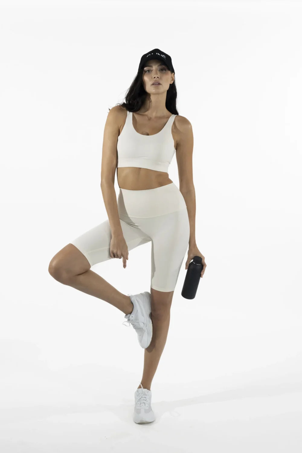 DYNAMIC HIGH WAIST SHORTS