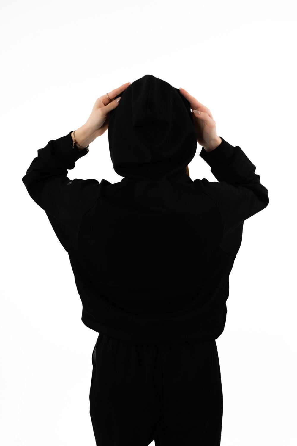 CHILL PLUSH HOODIE WITH MIDDLE POCKET