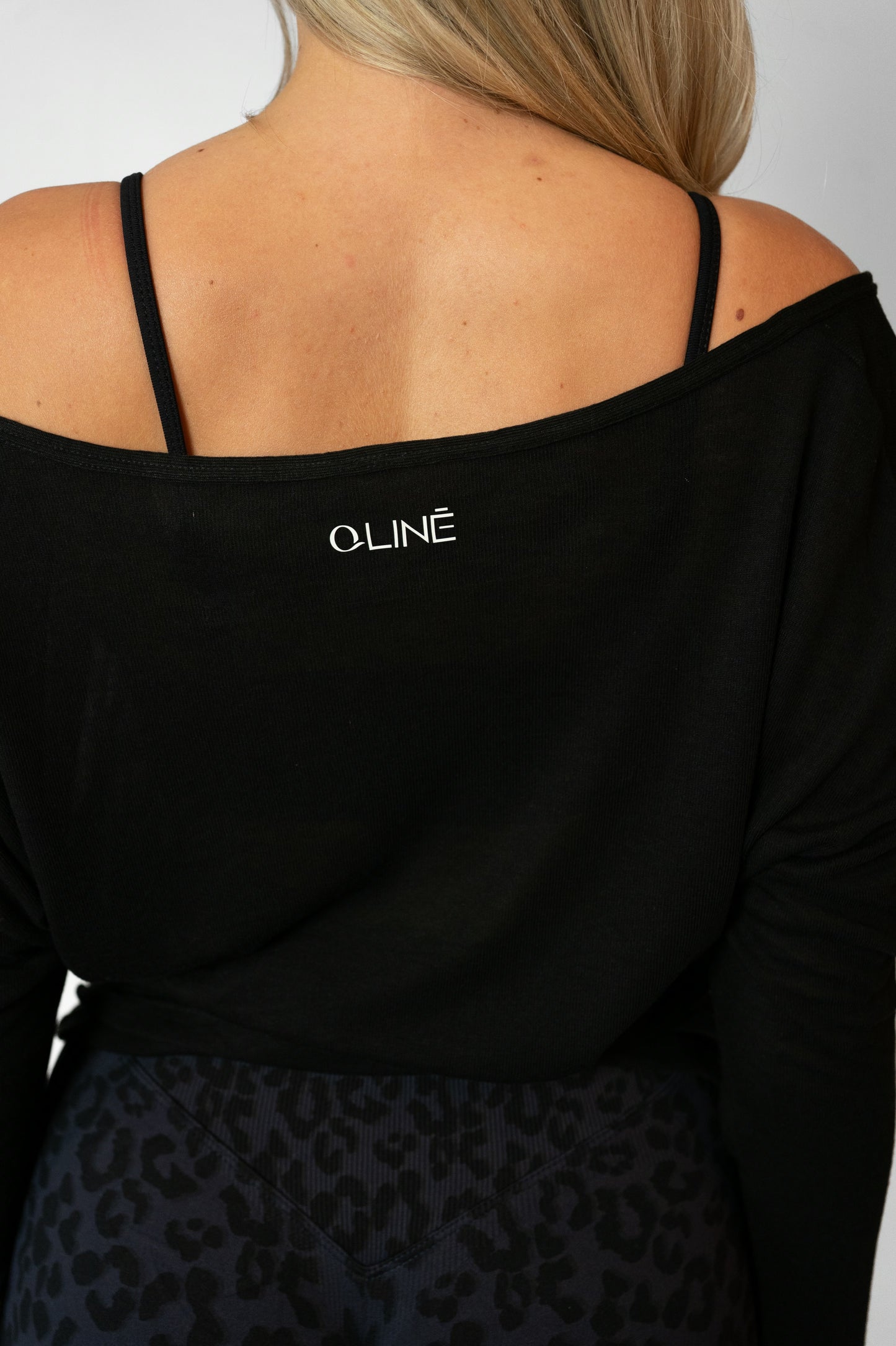 BARRE LONG SLEEVE TOP - Black
