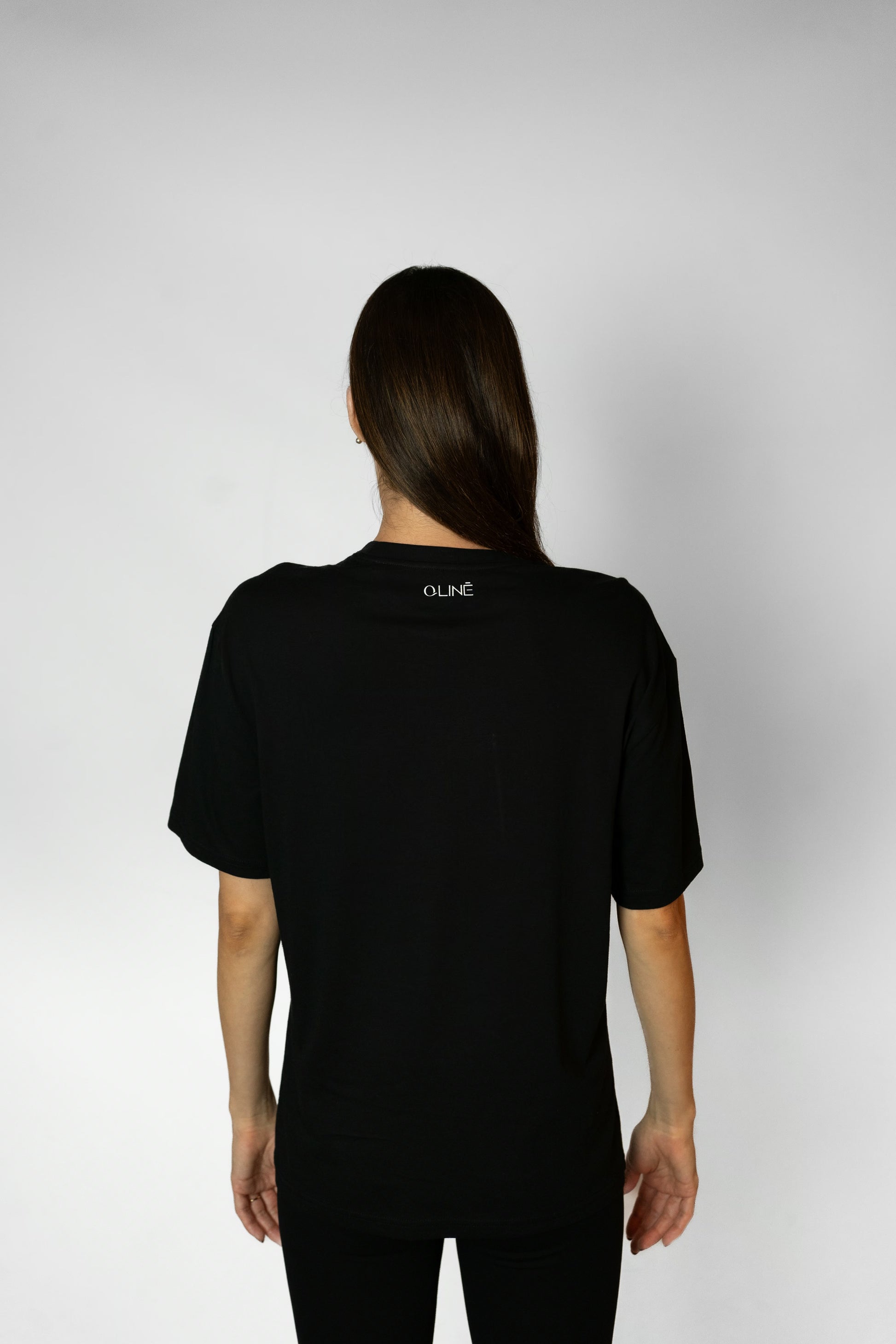 GRACE IN EVERY MOVE TEE - Black