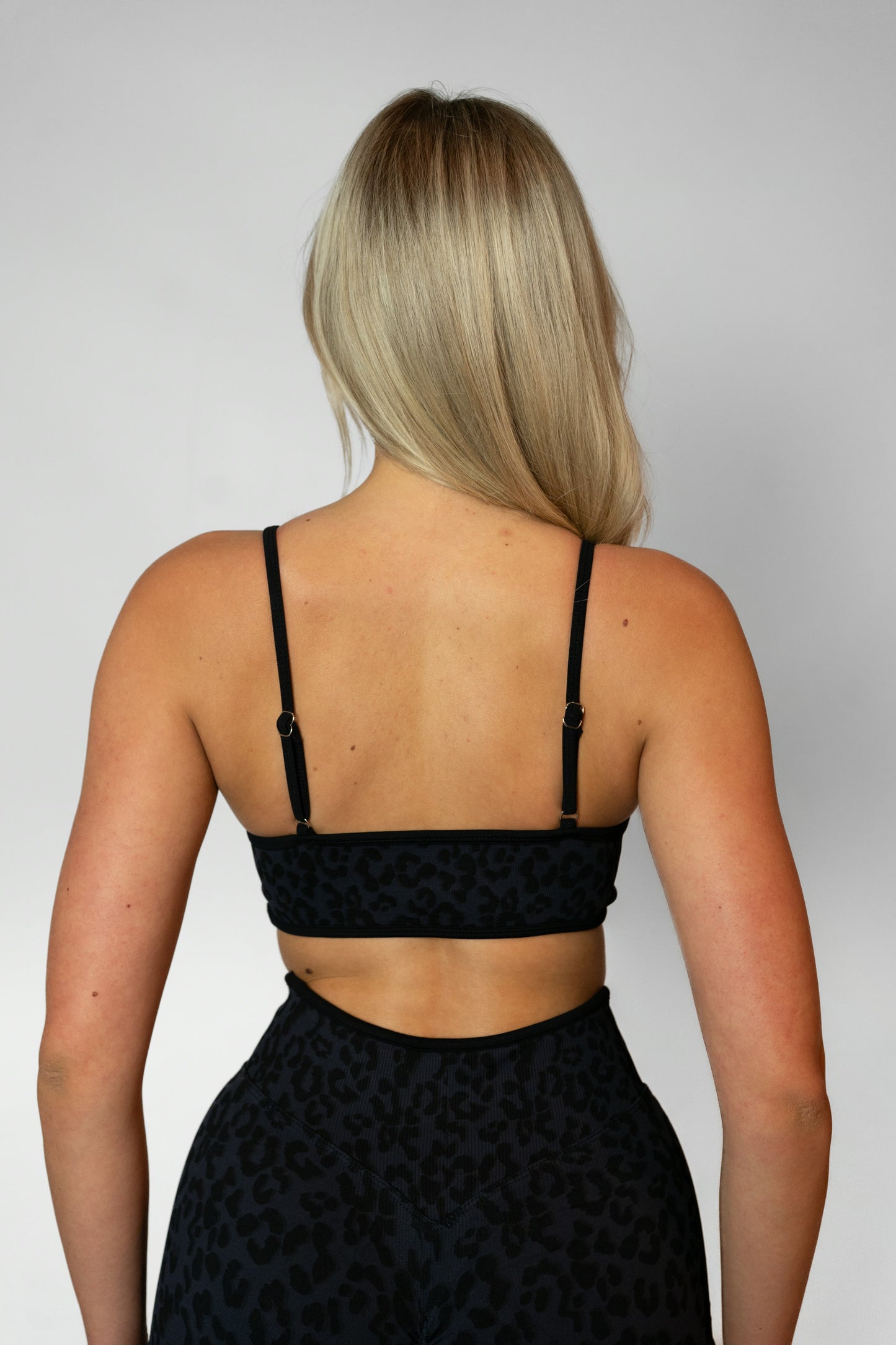 LEOPARD SPORTS BRA - Black