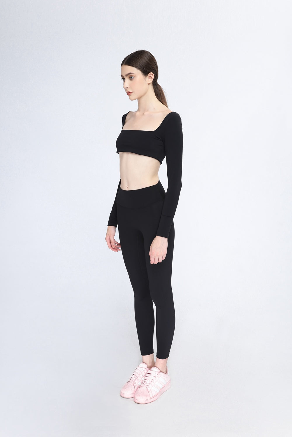 TRANQUIL SCOOP TOP WITH LONG SLEEVE