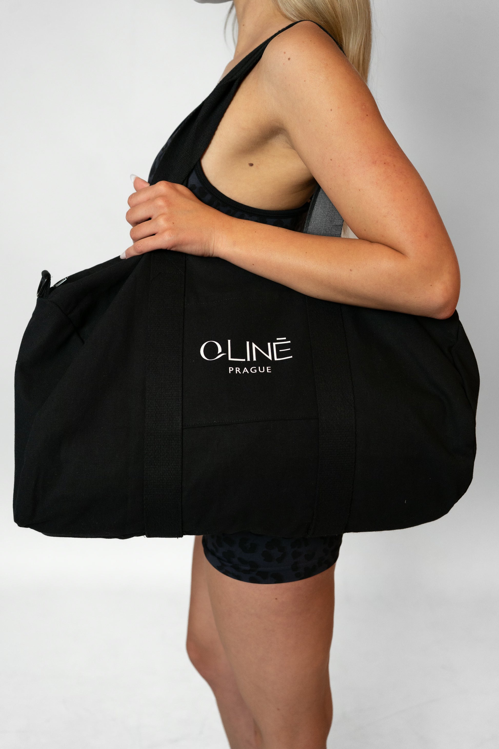 SELF-CARE CLUB DUFFEL BAG - Black