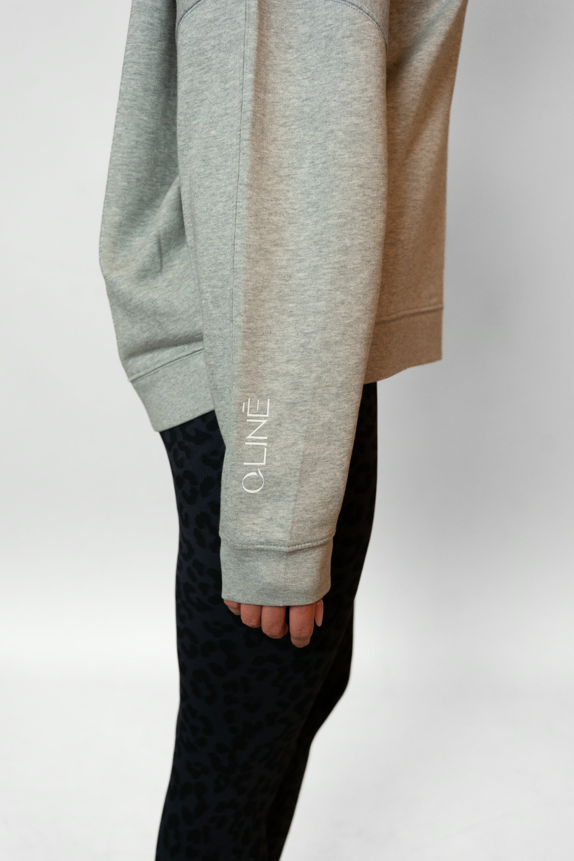 SELF-CARE CLUB SWEATSHIRT - Grey