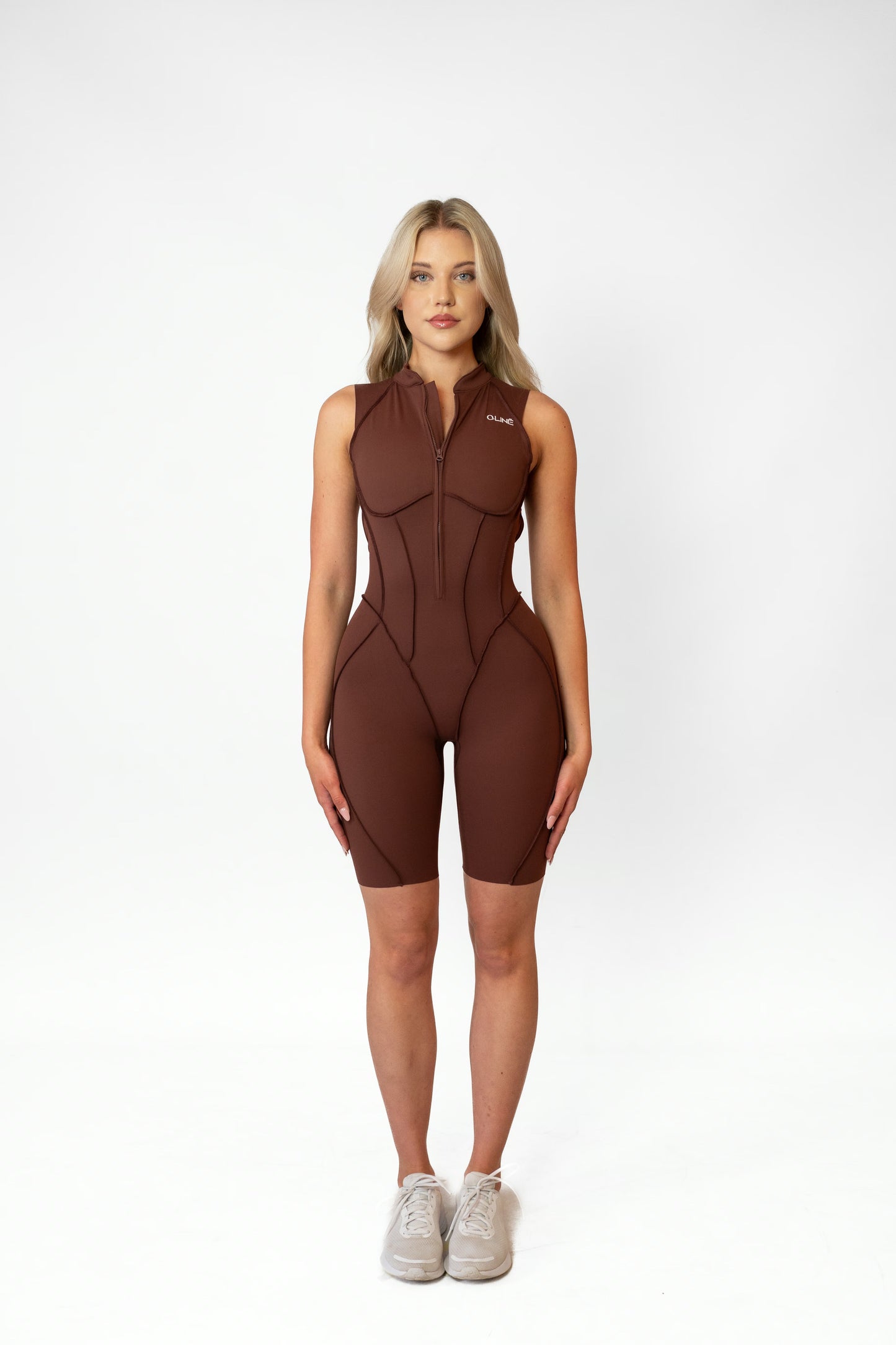 SHAPELINE SHORT OVERALL WITH ZIPPER - Brown