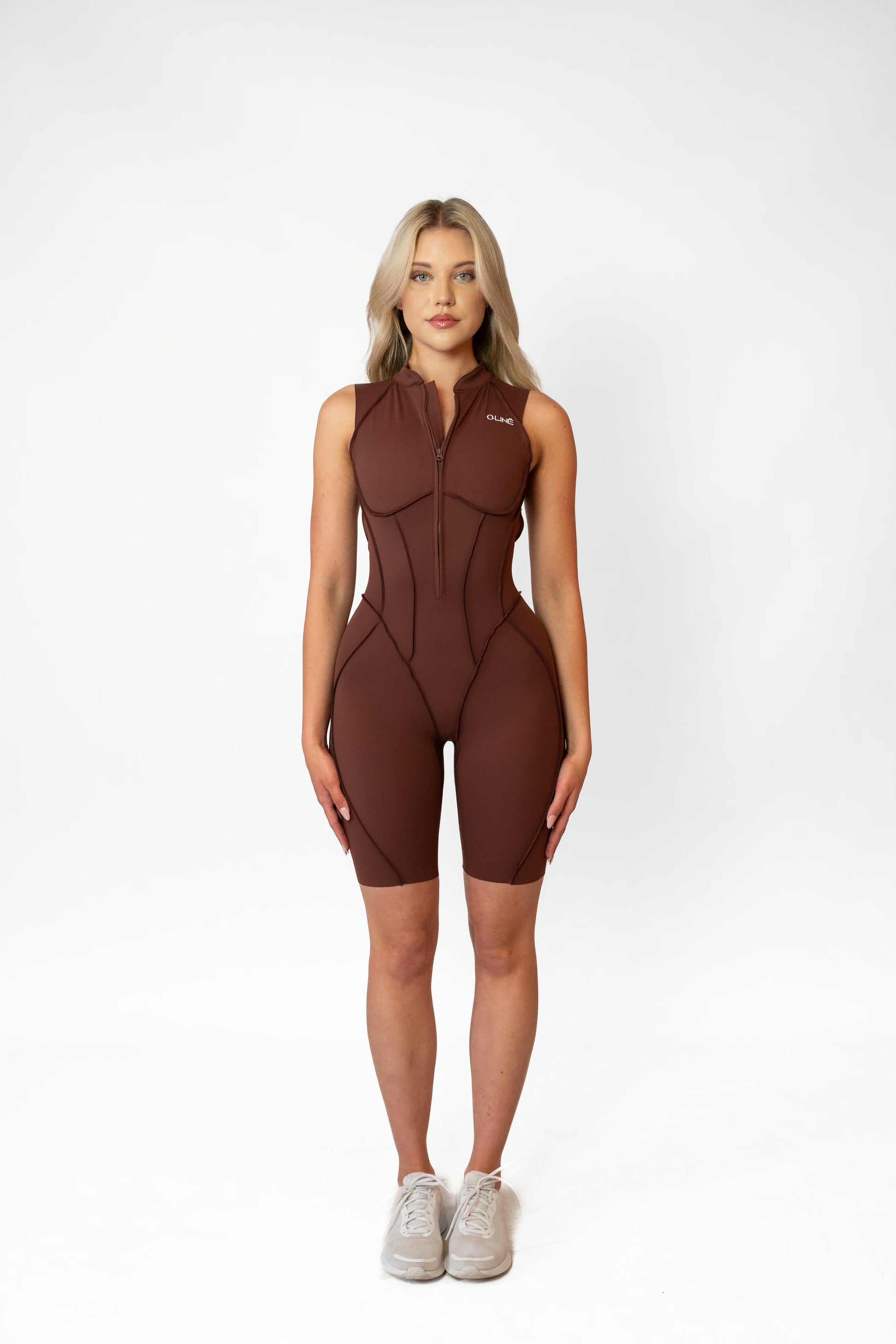 SHAPELINE SHORT OVERALL WITH ZIPPER - Brown
