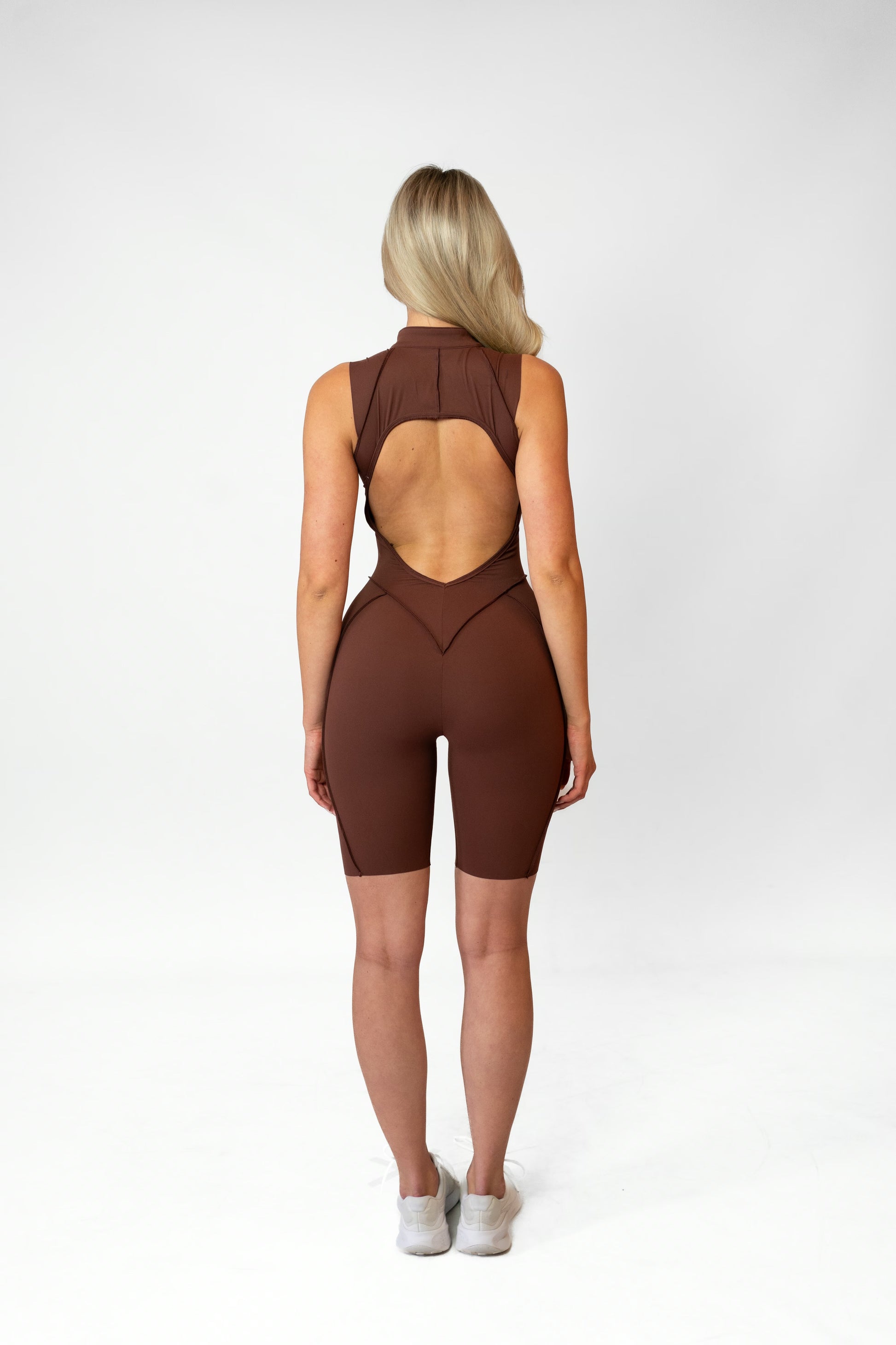 SHAPELINE SHORT OVERALL WITH ZIPPER - Brown