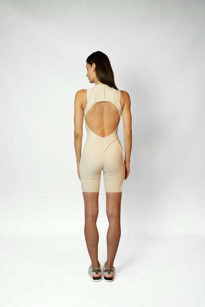 SHAPELINE SHORT OVERALL WITH ZIPPER - Ivory