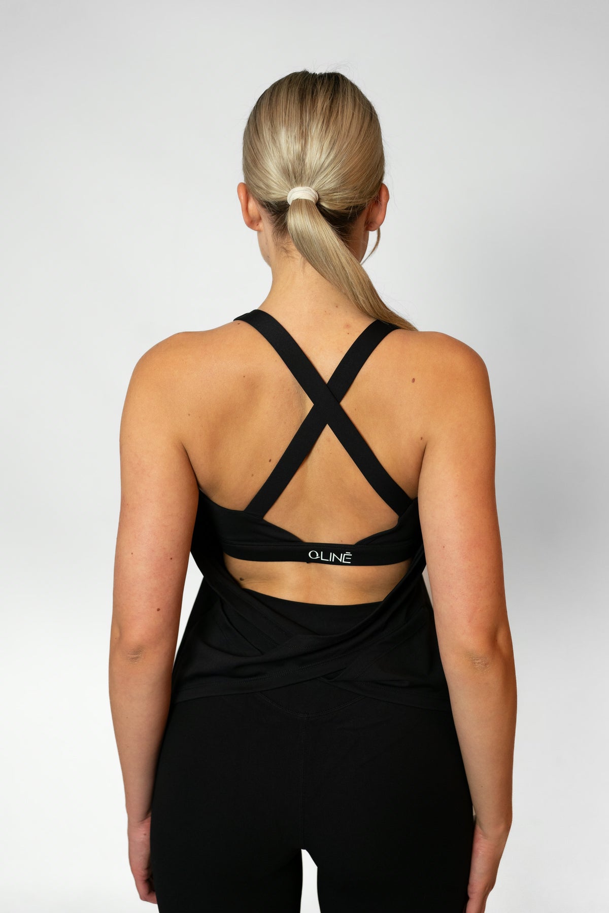 STREET TANK TOP - Black