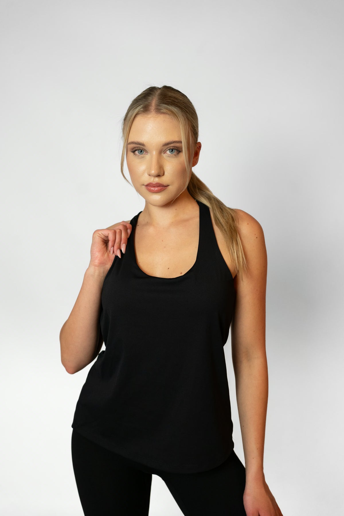 STREET TANK TOP - Black